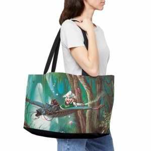 Sac fourre-tout (tote bag) La Promenade au format 70 x 45 cm de Florence Magnin en contexte